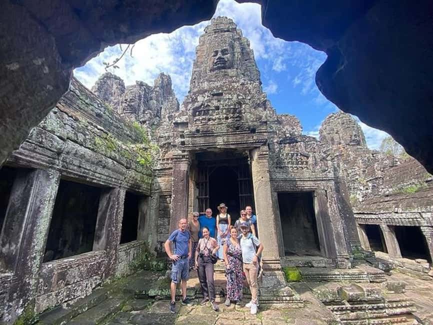 Siem Reap: Angkor Wat Tour with French-Speaking Guide - Choosing between one day and two days at Angkor