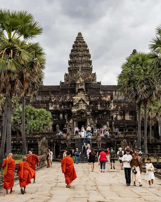 Siem Reap: Angkor Wat Tour with French-Speaking Guide - Ta Prohm and the power of atmosphere