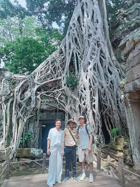 Siem Reap: Angkor Wat Tour with French-Speaking Guide - Angkor Wat, the full afternoon finale