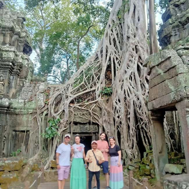 Siem Reap: Angkor Wat Tour with French-Speaking Guide - East Mebon, Pre Rup, and Banteay Srei