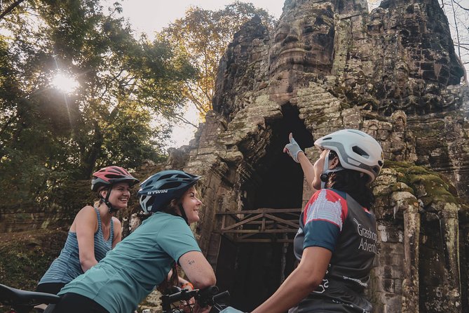 Siem Reap: Bike the Angkor Temples - Full-Day 30km Tour - Why cycling changes the Angkor experience