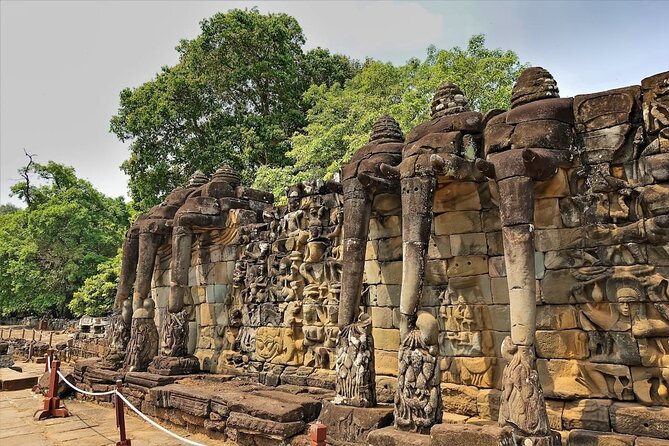Siem Reap: Bike the Angkor Temples - Full-Day 30km Tour - The Elephant Terrace and a long lunch break