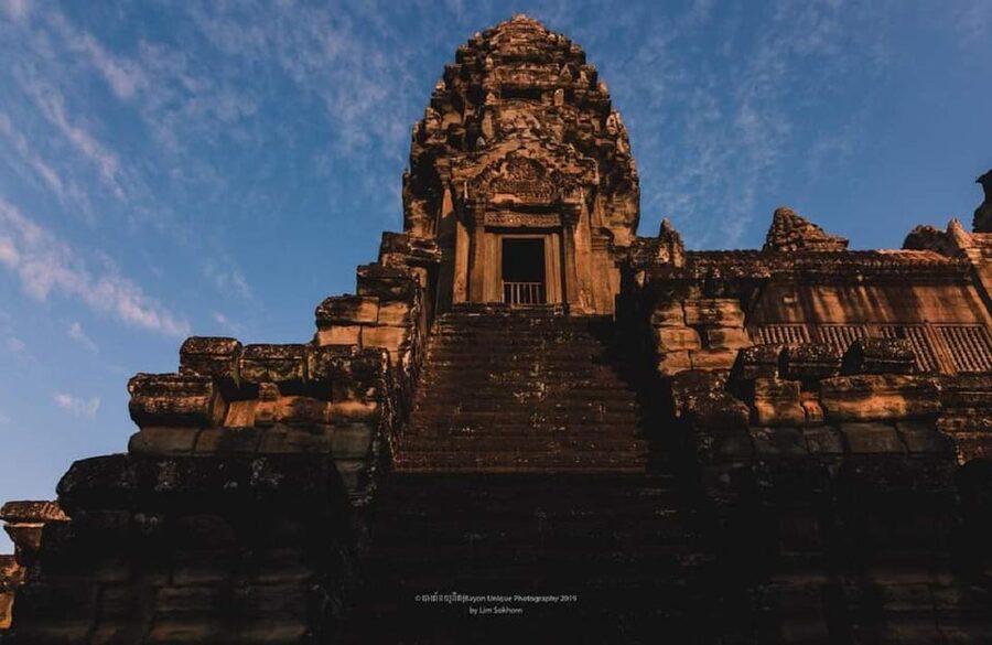 Siem Reap: Full Day Angkor Wat Temple Tour with Sunset - Ta Prohm and the jungle-grown ruins