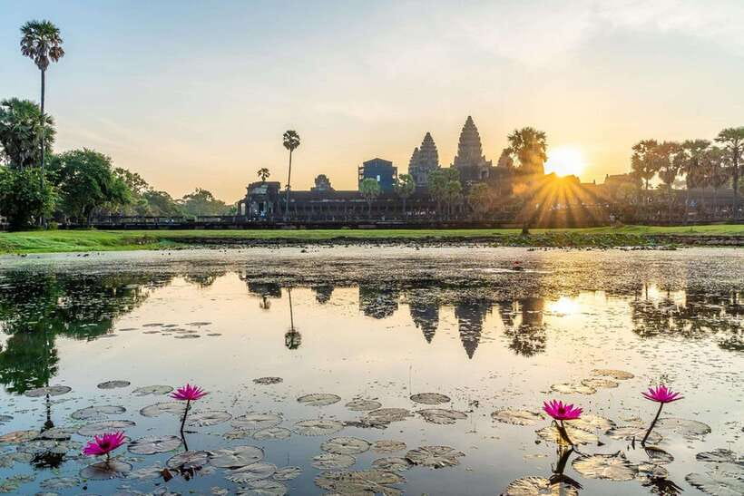 Siem Reap: Full-Day Tuk-Tuk Tour of Angkor Wat Temples - Key points at a glance