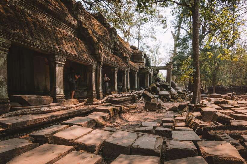 Siem Reap Sunrise Angkor Wat Temple Tour - The early start and the meeting point