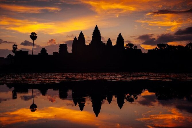 Siem Reap Tour: Angkor Wat Sunrise, Bayon, Ta Prohm, Banteay Srei - The guide and vehicle can shape the whole day