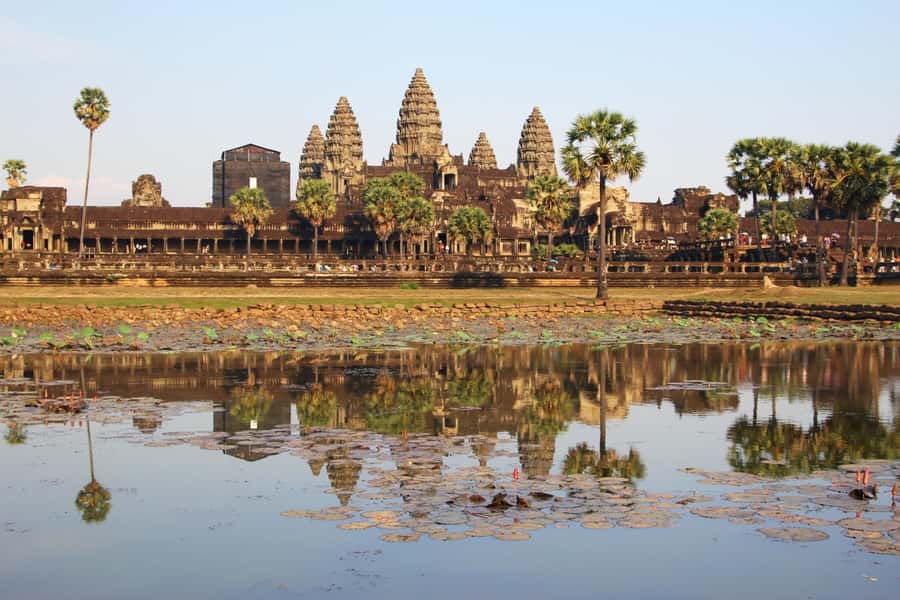SiemReap: Private Angkor Wat Tour in English or German guide - Key points to know before booking