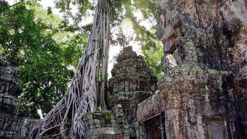 Small-Group Explore Angkor Wat Sunrise Tour with Guide - Angkor Thom, the Khmer imperial capital