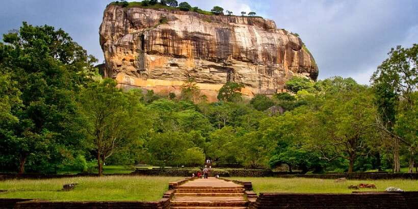 Sri Lanka Bentota: Day Trip to Sigiriya and Dambulla Temple - The spice garden adds a sensory stop