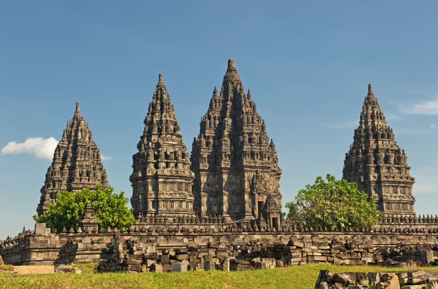 Sultan Palace, Water Castle & Prambanan Temple Guided Tour - The road to Prambanan and what it adds