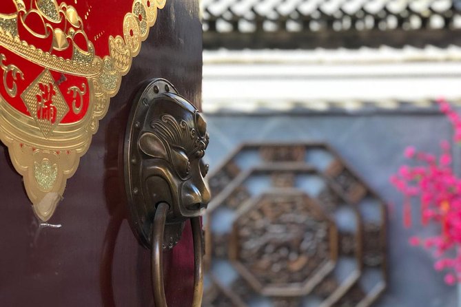 Summer Palace, Hutong Rickshaw, Lama and Confucius Temple Tour - Guides make the difference on a history-heavy day