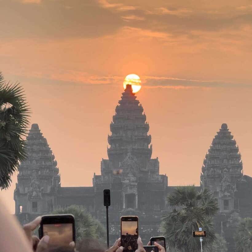 Sunrise at Angkor Wat Temple: 3-Hour Private Tour - Finding the right sunrise viewpoint
