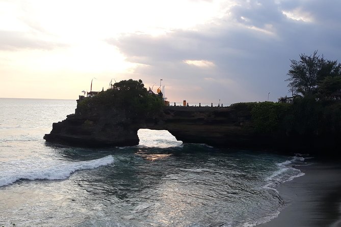 Sunset at Tanah Lot Temple and Spa Tour - Who will enjoy this evening most