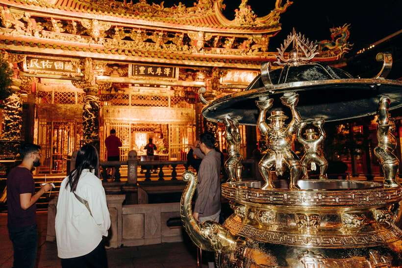 Taipei's Origin & Longshan Temple - Taiwan Cultural Tour - Should you book Taipei’s origin and Longshan Temple tour?