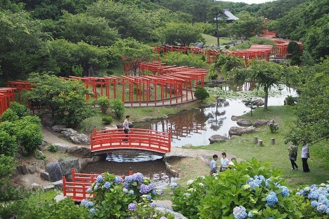 Takayama Inari Shrine Tour with Private Transportation - Key points at a glance