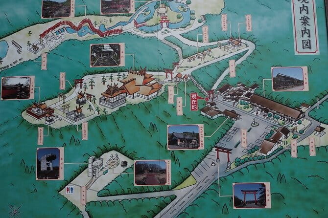 Takayama Inari Shrine Tour with Private Transportation - What the private car adds