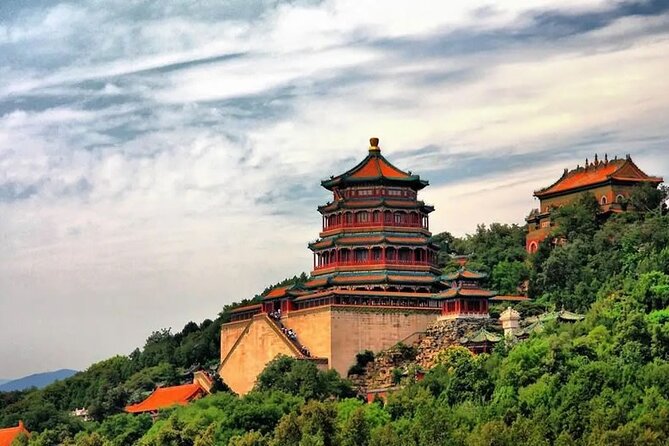 Temple Heaven, Lama Temple, Summer Palace & Peking Duck Bus Tour - A quieter hour at Yonghe Lama Temple