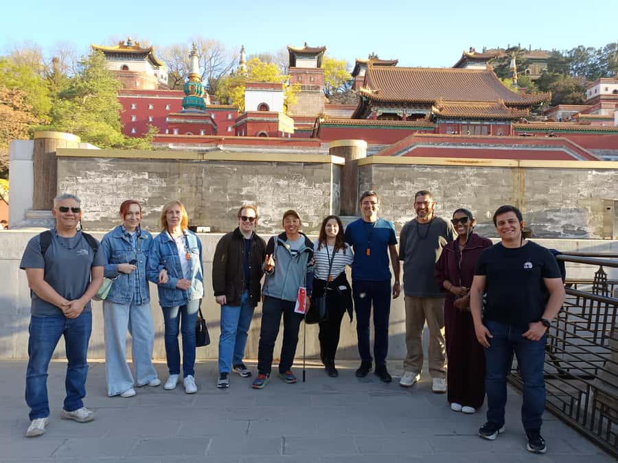 Temple Heaven, Summer Palace, Lama Temple, Hutong Bus Tour - Hutong lanes and an independent lunch