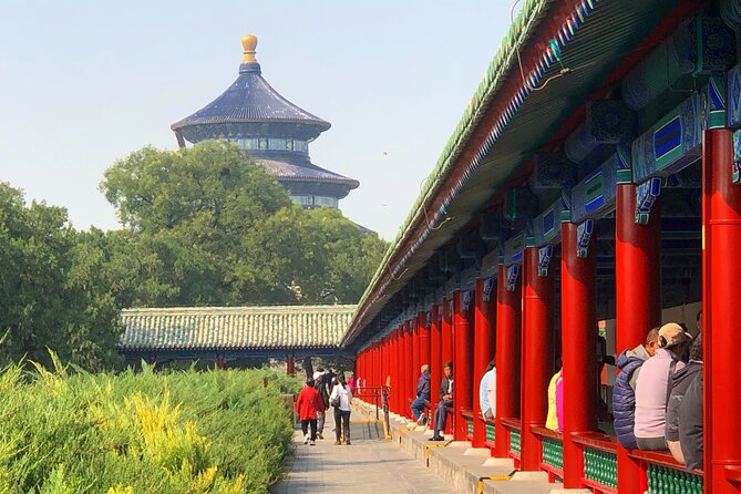 Temple of Heaven Ticket with Optional Guide Service - Arriving at the East Gate and finding your route