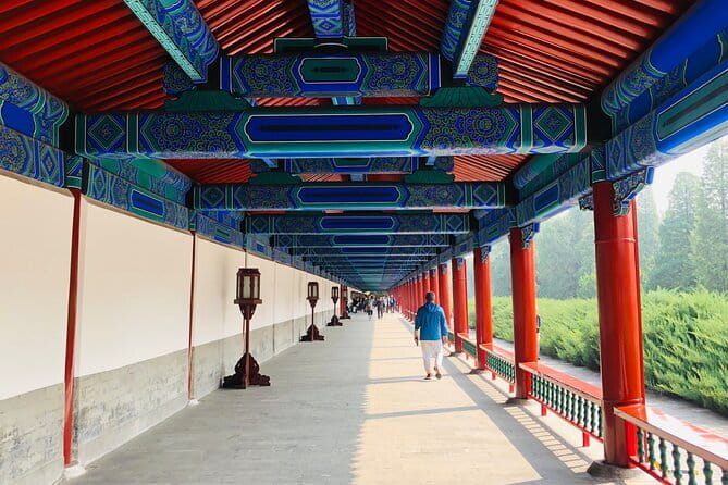 Temple of Heaven Tickets Booking - Entering the Temple of Heaven with the mobile QR ticket