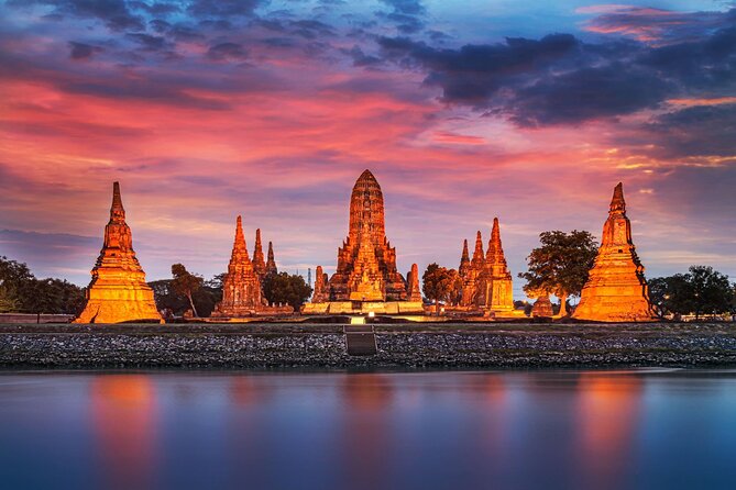 Temples of Ayutthaya Day Tour from Bangkok - Wat Mahathat and the famous Buddha head