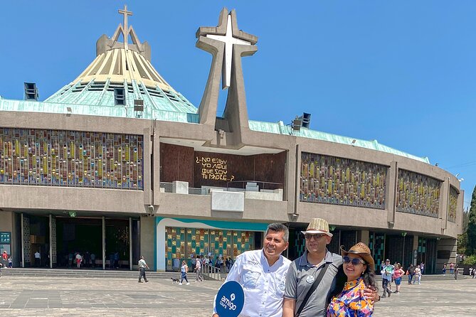 Teotihuacan, Guadalupe Shrine & Tlatelolco Day Tour with Lunch - Obsidian, tequila, and the shopping pause