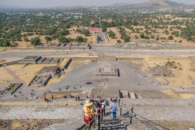 Teotihuacan, Shrine of Guadalupe & Tlatelolco Day Tour - Pickup, timing, and the long day
