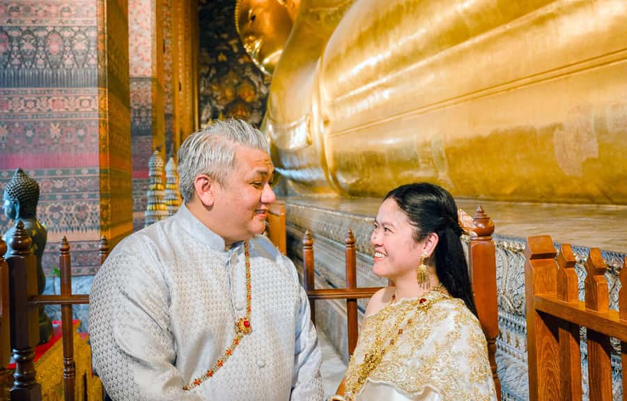 Thai Costume Photographer at Wat Arun/Pho in Bangkok - What you receive after posing