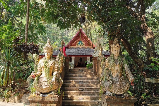 The Best City Tour View Points Wat Doi Suthep, Wat Chedi Luang and Wat Pha Lat - Air-conditioned transport saves time and energy