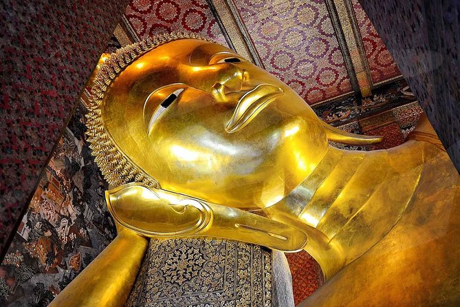 The Grand Palace, Wat Phra Kaew, Wat Pho Tour with Massage option - Guides can make or break the experience
