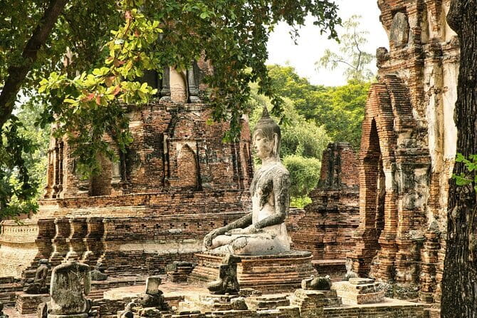Three Temple Ayutthaya Tour with Scenic Boat Ride - Wat Phra Ram beside Bueng Phra Ram