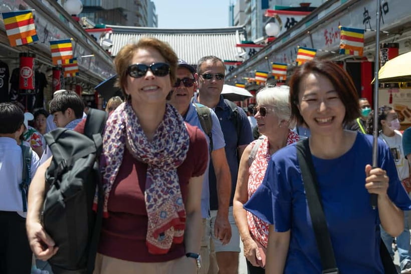 Tokyo: Asakusa Walking Tour with Sensoji Temple Visit - Walking Nakamise Street toward Sensoji