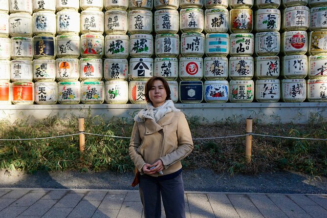 Tokyo: Harajuku Meiji Shrine to Shibuya Crossing Guided Tour - From shrine quiet to Takeshita Street