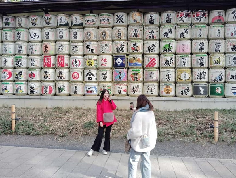 Tokyo: Meiji Jingu Shrine & Inner Garden Guided Tour (2h) - Should you book this Meiji Jingu tour?