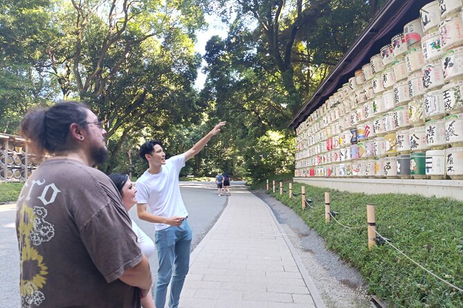 Tokyo: Meiji Shrine and Shinto Culture Walking Tour - Why Meiji Jingu works so well with a guide