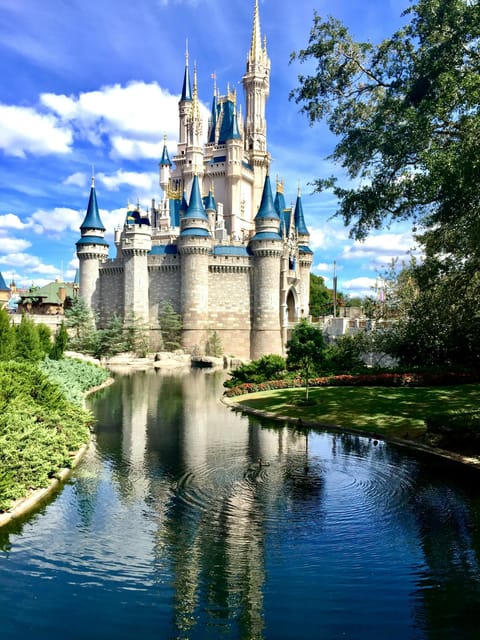 Tokyo: Nagano, Snow Monkeys and Zenko-ji Temple Private Tour - Zenko-ji Temple gives the day a historic center