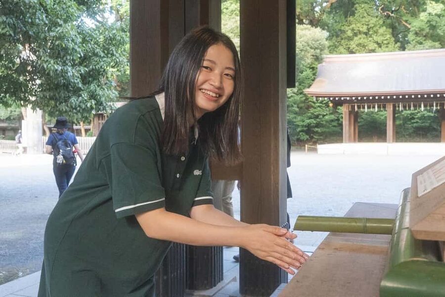 Tokyo: Private Meiji Shrine & Harajuku Highlights Tour - Who should book this experience