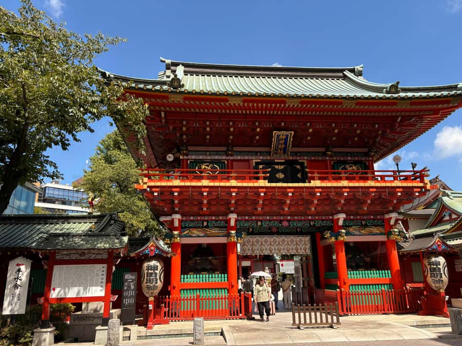 Tokyo: Visit 5 Shrines & Collect Goshuin on Private Tour - What the private car adds