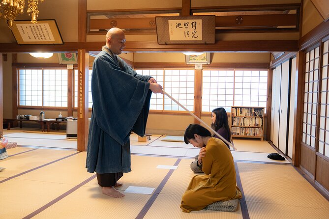 Tokyo Zen Meditation at Private Temple with Monk - Meeting the guide and monk