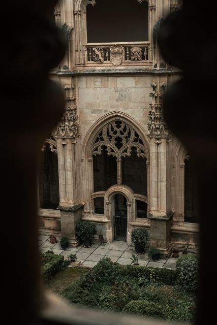 Toledo: Cathedral, Alcazar, Monastery, Jewish Quarter Tour - Booking details that affect the value