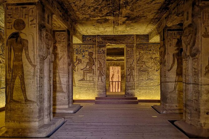 Tour to Abu Simbel Temples from Aswan - The timing problem: two hours at a major monument