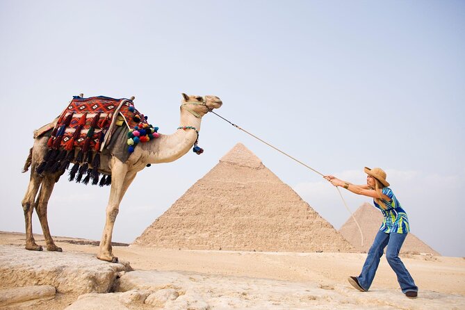 Tour to Giza Pyramids, Sphinx, Valley Temple, Camel Ride & Lunch - Who will get the most from this $40 experience