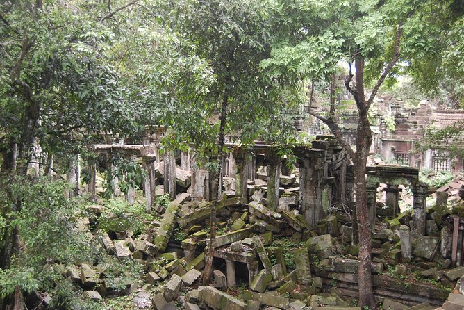 Two Days Angkor Wat Park-Beng Mealea and Kampong Phluk Village - Angkor Thom in one concentrated morning
