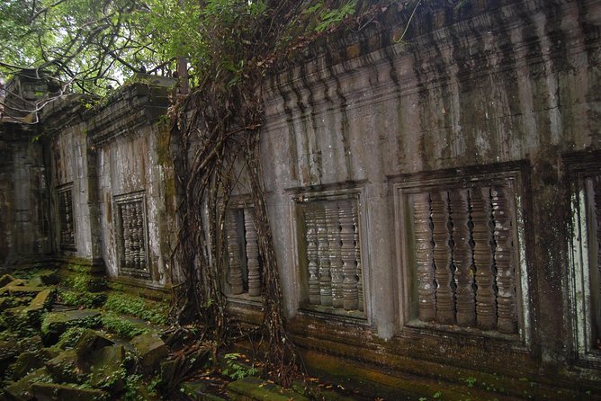 Two Days Angkor Wat Park-Beng Mealea and Kampong Phluk Village - Royal grounds, terraces, and the small temples around them