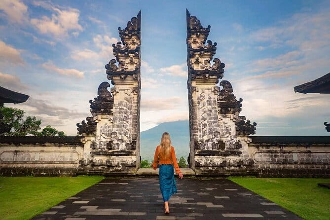 Ubud Full-Day Private Tour: Waterfall, Temple, Rice Terrace. - Food, water, weather, and what to bring