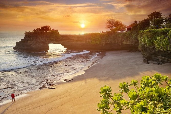 Ubud Rafting - Rice Terrace - Tegenungan Waterfall - Tanah Lot Sunset Temple - Who should book this Ubud and Tanah Lot combination?