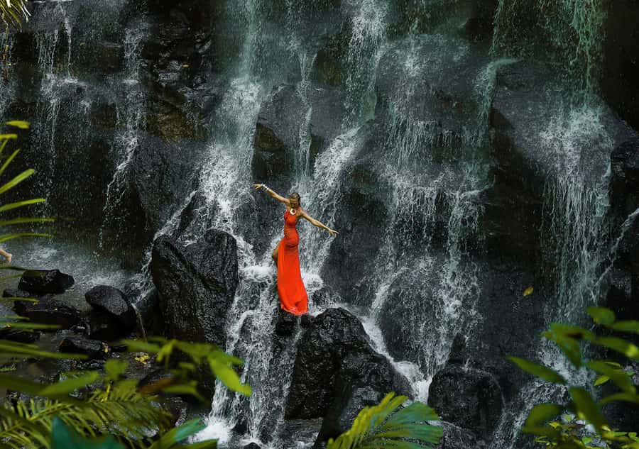 Ubud: Rice Terrace, Holy Water Temple & Waterfalls Trek Tour - Tirta Empul, Bali’s holy spring temple