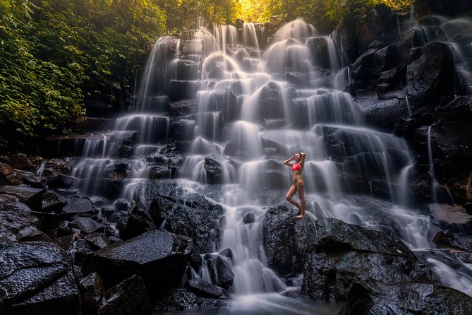 Ubud Top Attractions: Waterfalls, Temples and Rice Terraces - Kanto Lampo Waterfall: the first photo stop