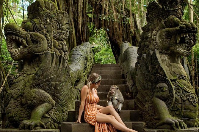 Ubud Tour with Swing, Temple, Monkey Forest, and Waterfall - The coffee stop adds a taste of Bali’s farm products
