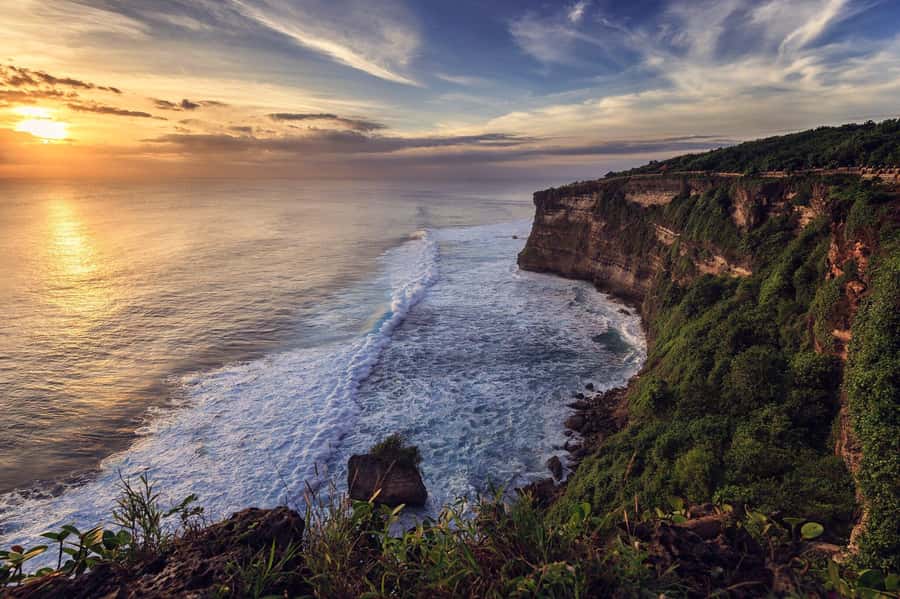 Uluwatu Sunset Temple - Kecak Dance Show & Seafood Dinner - Key points to know before booking